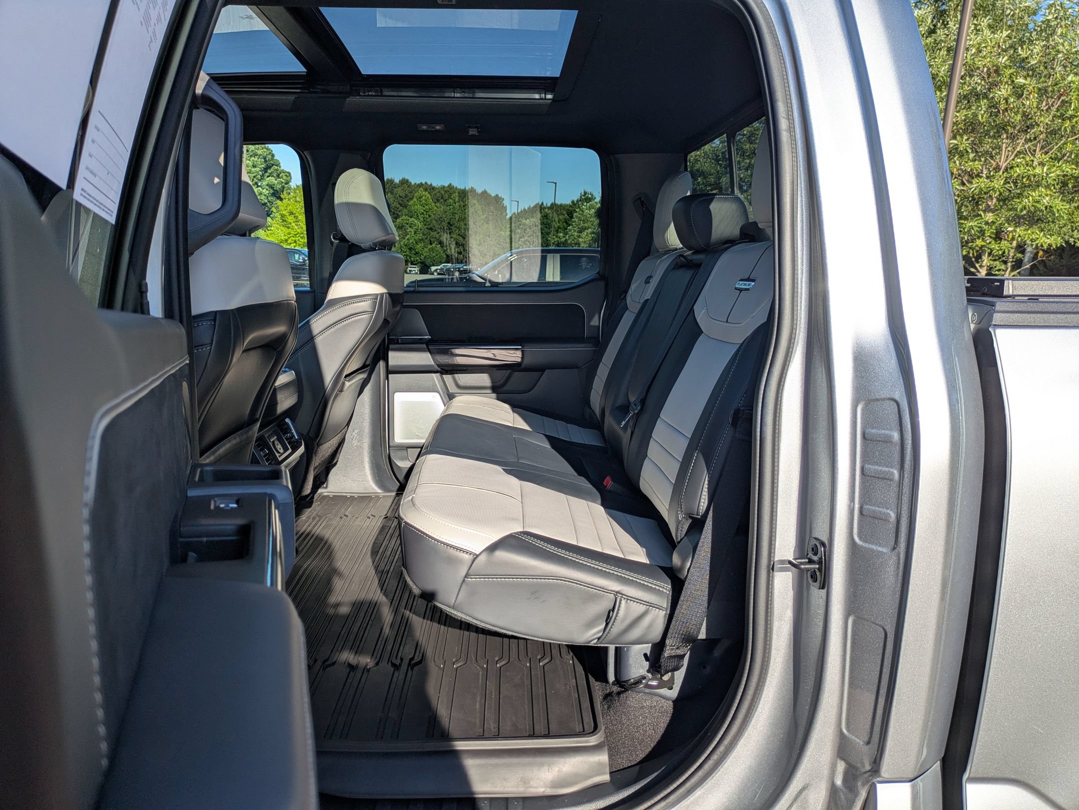 Certified 2025 Ford F150 Lightning Platinum AWD/4WD image 30
