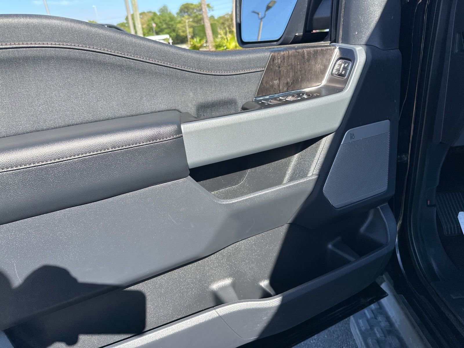 Certified 2023 Ford F150 Lightning Lariat w/ Tow Technology Package AWD/4WD image 18