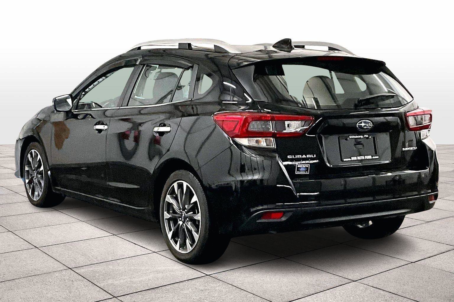 Used 2022 Subaru Impreza 2.0i Limited image 4