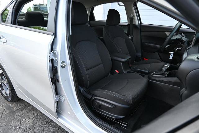 Used 2019 Kia Forte LXS FWD image 22
