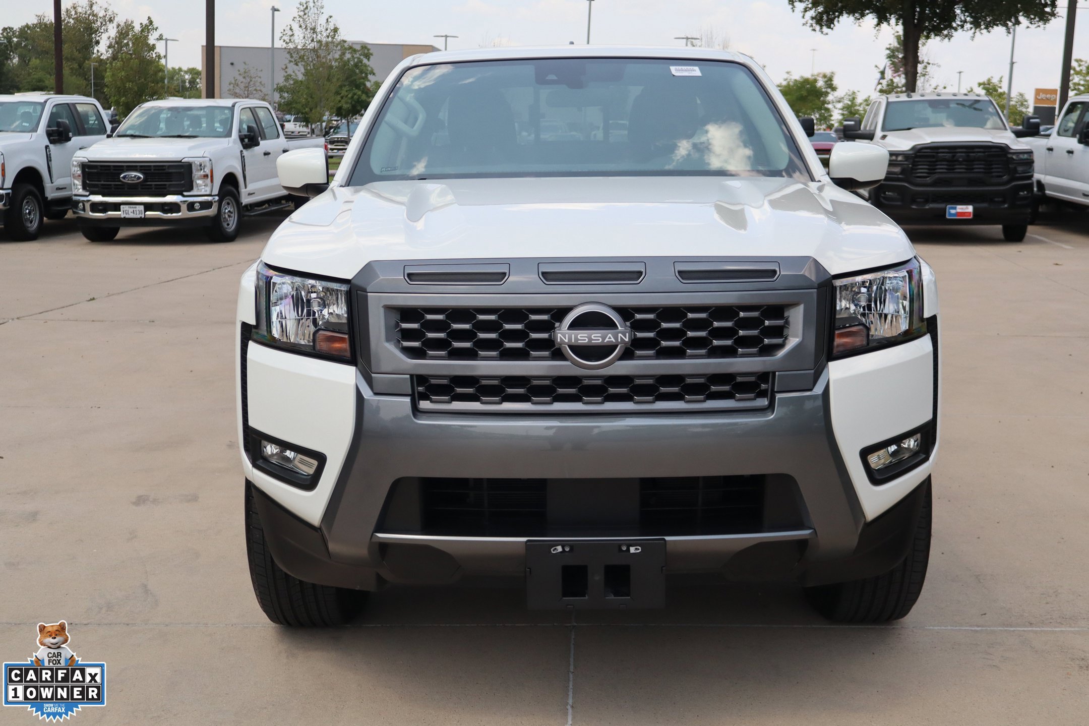 Used 2025 Nissan Frontier SV w/ SV Convenience Package RWD image 11