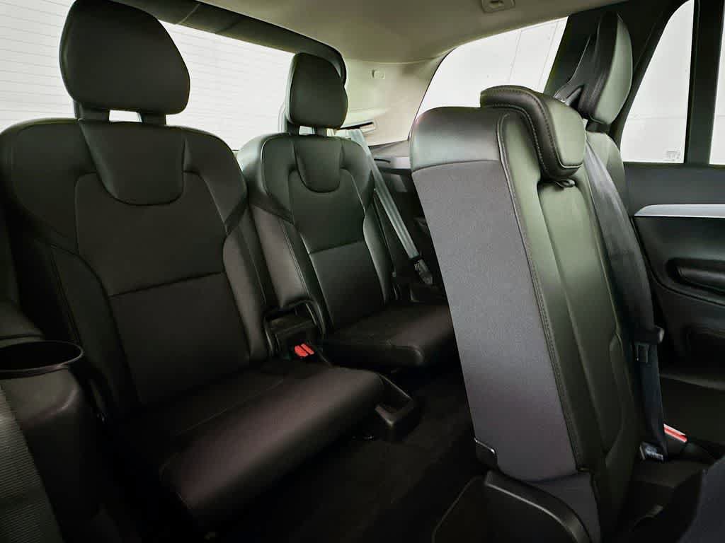 Used 2022 Volvo XC90 T5 Momentum w/ Advanced Package FWD image 31