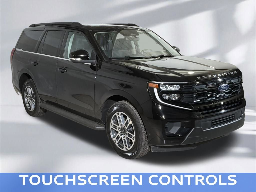 Certified 2025 Ford Expedition Active AWD/4WD image 8