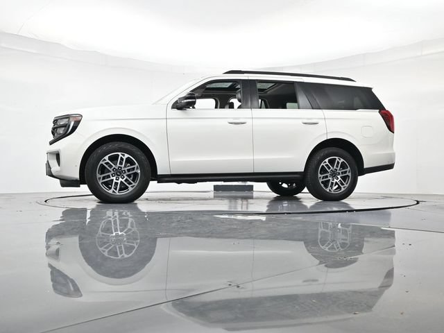 Certified 2025 Ford Expedition Active AWD/4WD image 41