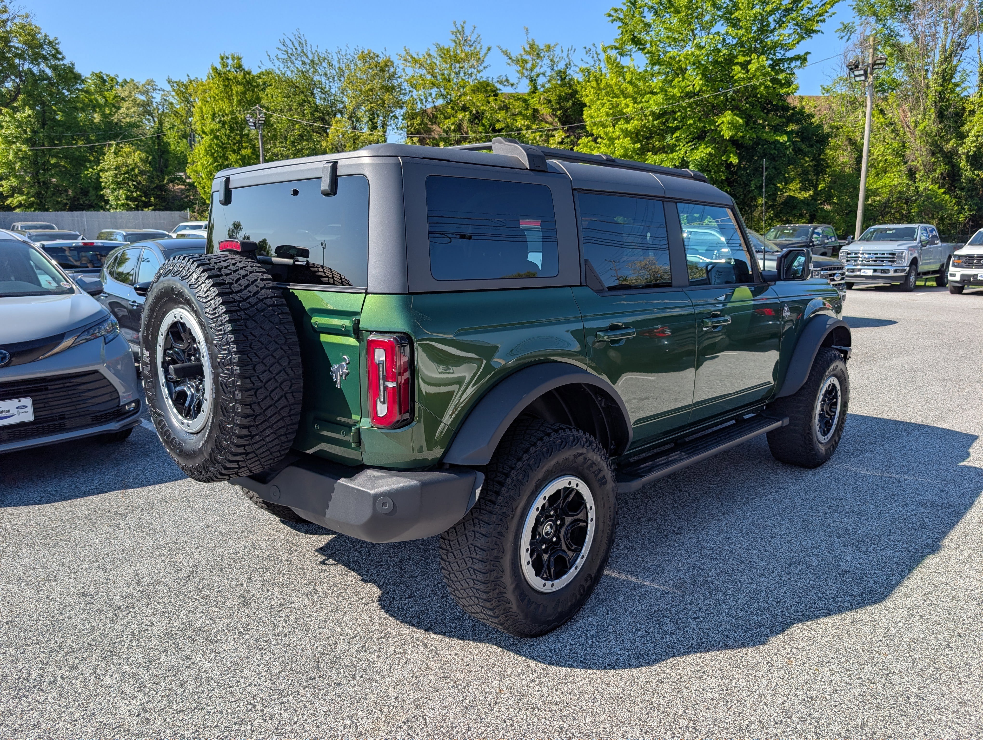 Certified 2023 Ford Bronco Outer Banks w/ Sasquatch Package AWD/4WD image 7
