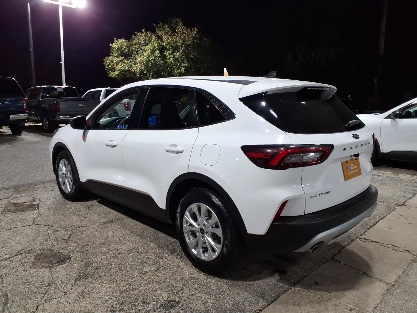 Certified 2024 Ford Escape Active FWD image 5