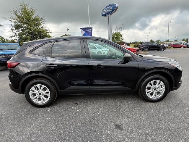 Certified 2025 Ford Escape Active AWD/4WD image 8