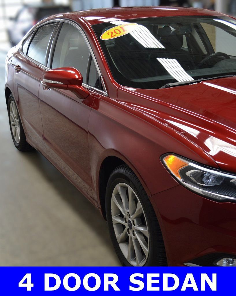 Certified 2017 Ford Fusion SE w/ Fusion SE Technology Package image 6