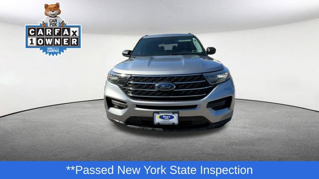 Certified 2022 Ford Explorer XLT image 3