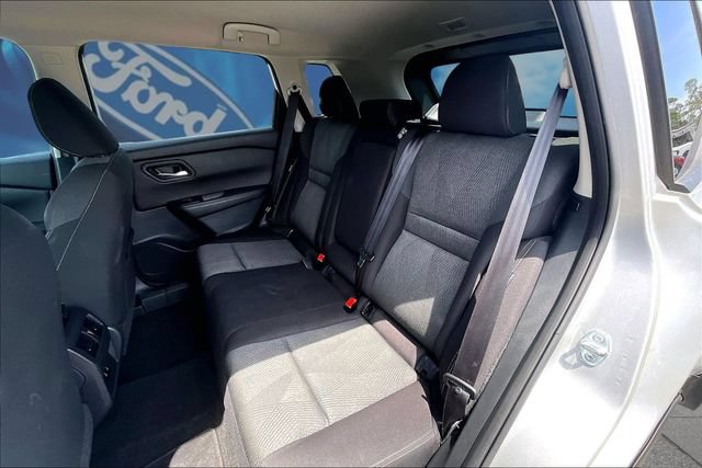 Used 2024 Nissan Rogue SV FWD image 23