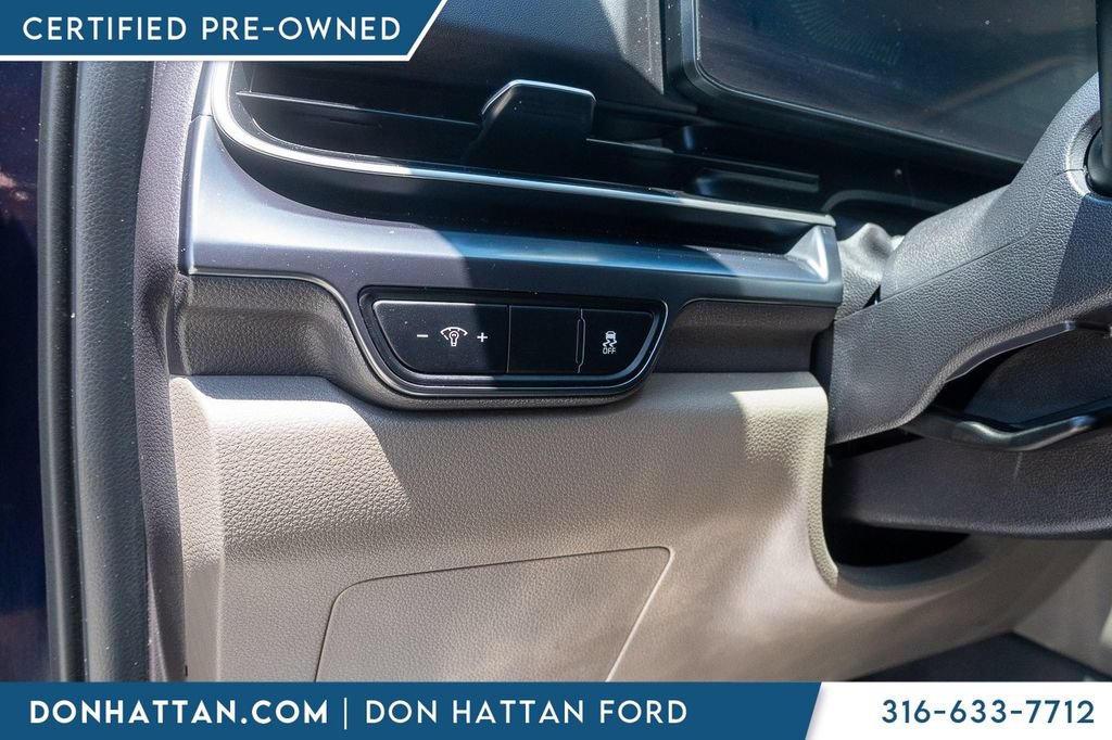 Used 2025 Kia Carnival FWD image 16