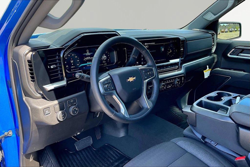 Used 2026 Chevrolet Silverado 1500 LT RWD image 14