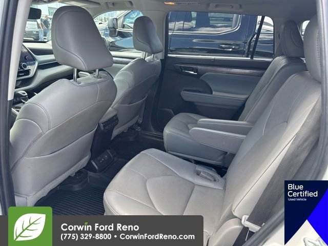 Used 2023 Toyota Highlander Platinum AWD/4WD image 12