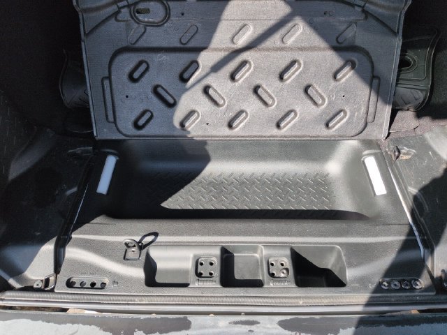 Used 2018 Jeep Wrangler Unlimited Sport S AWD/4WD image 20