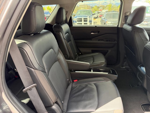 Used 2022 Nissan Pathfinder SL w/ SL Premium Package image 19
