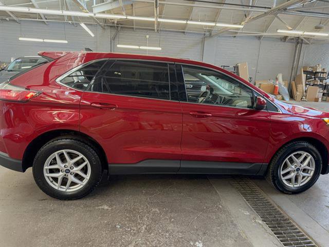 Certified 2022 Ford Edge SEL w/ Convenience Package image 6