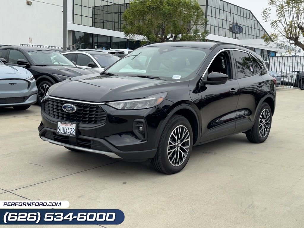 Certified 2023 Ford Escape SE