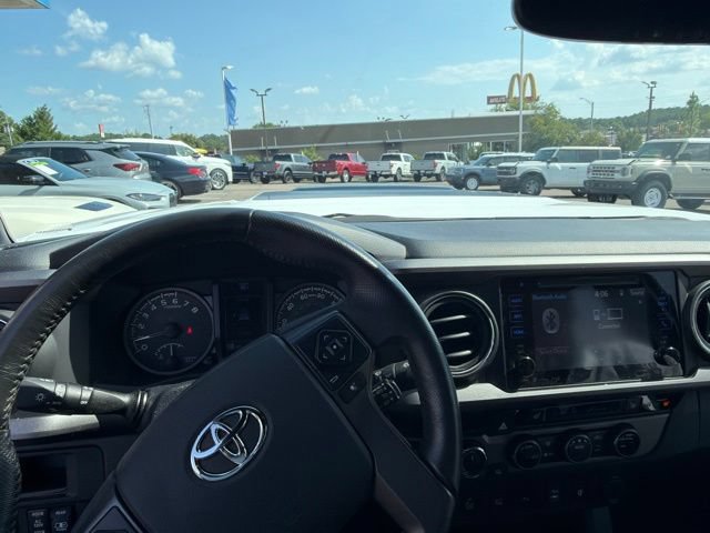 Used 2017 Toyota Tacoma TRD Pro AWD/4WD image 19