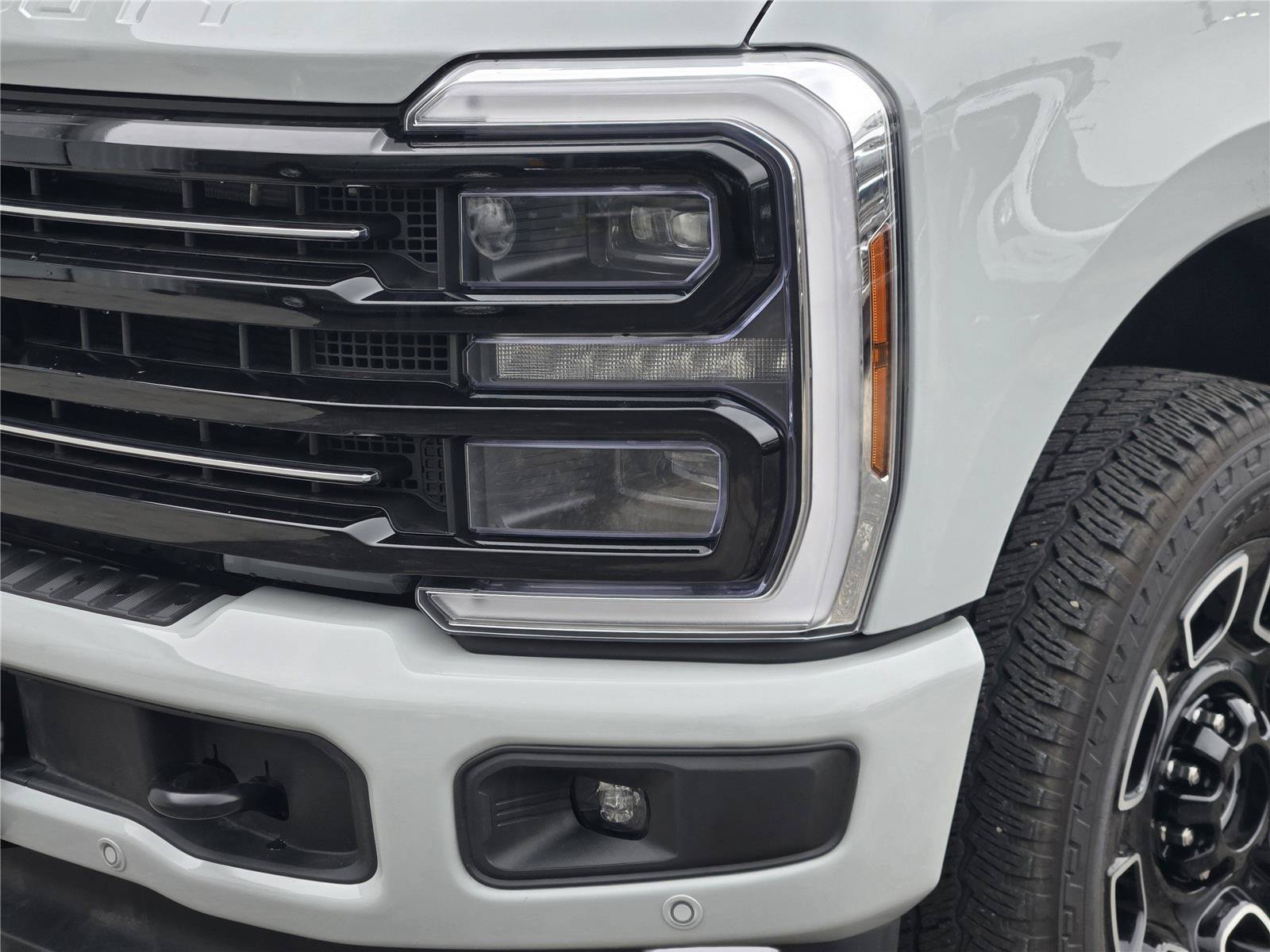 Certified 2025 Ford F250 Platinum AWD/4WD image 10