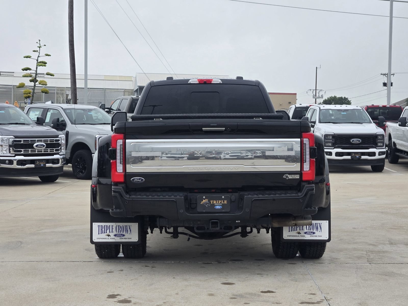 Certified 2024 Ford F350 Limited w/ FX4 Off-Road Package AWD/4WD image 8