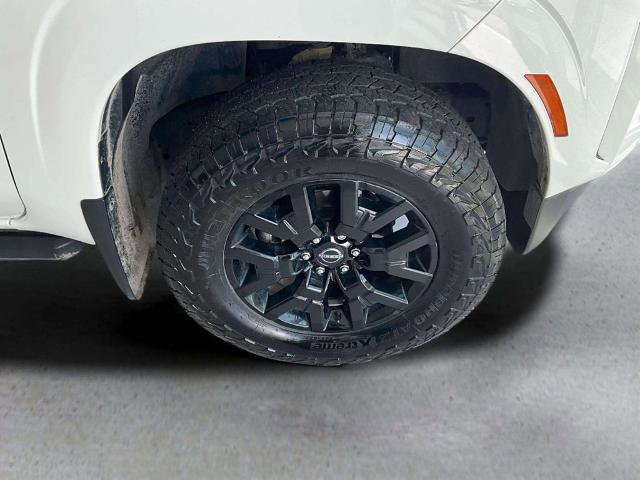 Used 2023 Nissan Frontier SV w/ Midnight Edition Package AWD/4WD image 29