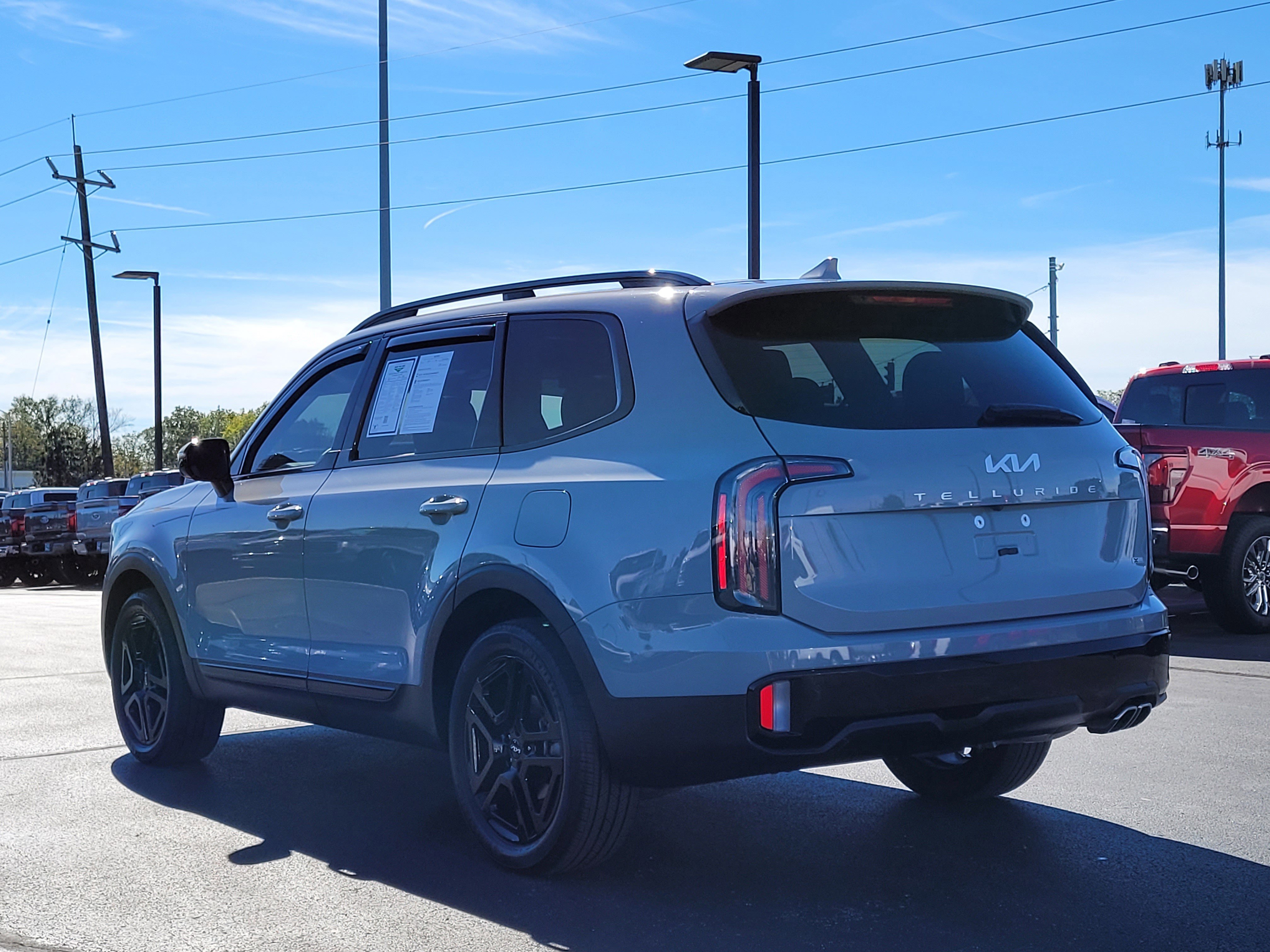 Used 2024 Kia Telluride SX Prestige X-Line image 3