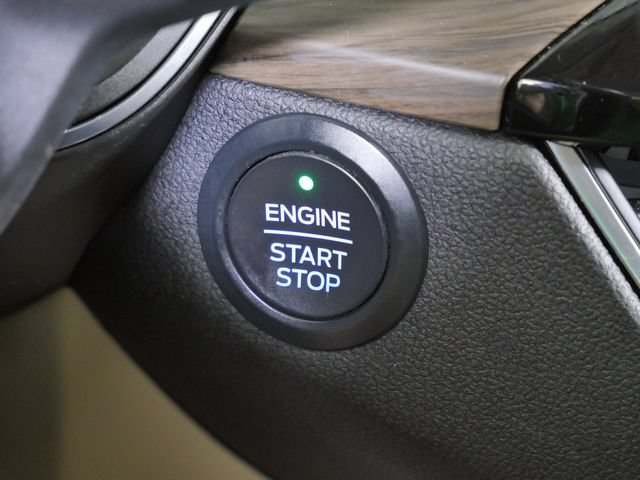 Certified 2020 Ford Escape Titanium AWD/4WD image 29