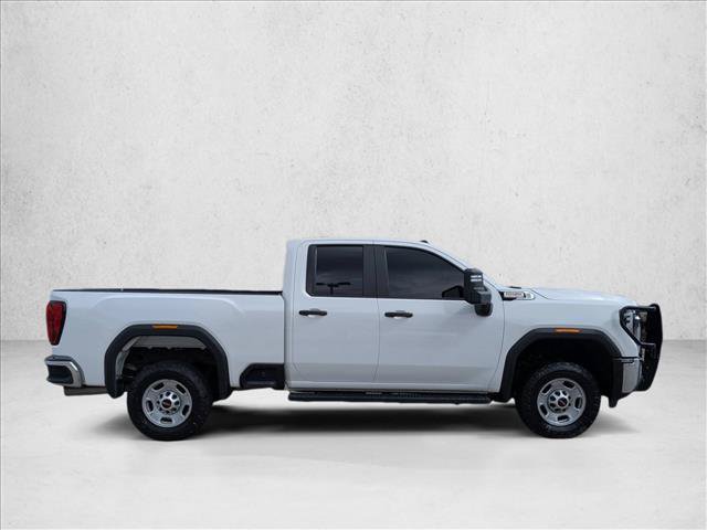 Used 2024 GMC Sierra 2500 Pro AWD/4WD image 4