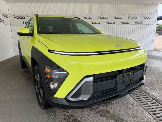 Used 2024 Hyundai Kona SEL AWD/4WD image 1