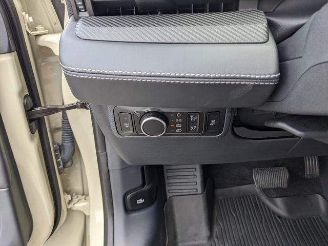 Certified 2025 Ford Mustang Mach-E Premium AWD/4WD image 28