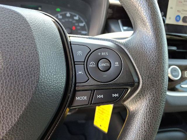 Used 2025 Toyota Corolla LE FWD image 22