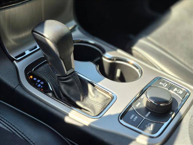 Used 2020 Jeep Grand Cherokee High Altitude AWD/4WD image 14