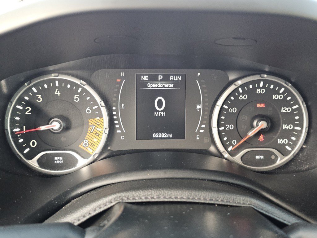 Used 2021 Jeep Renegade Sport w/ Sport Appearance Group AWD/4WD image 28
