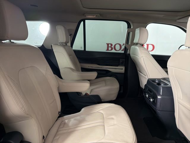 Certified 2023 Ford Expedition Max Platinum RWD image 18