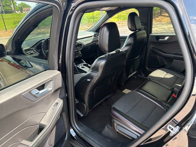 Certified 2023 Ford Escape ST-Line FWD image 23