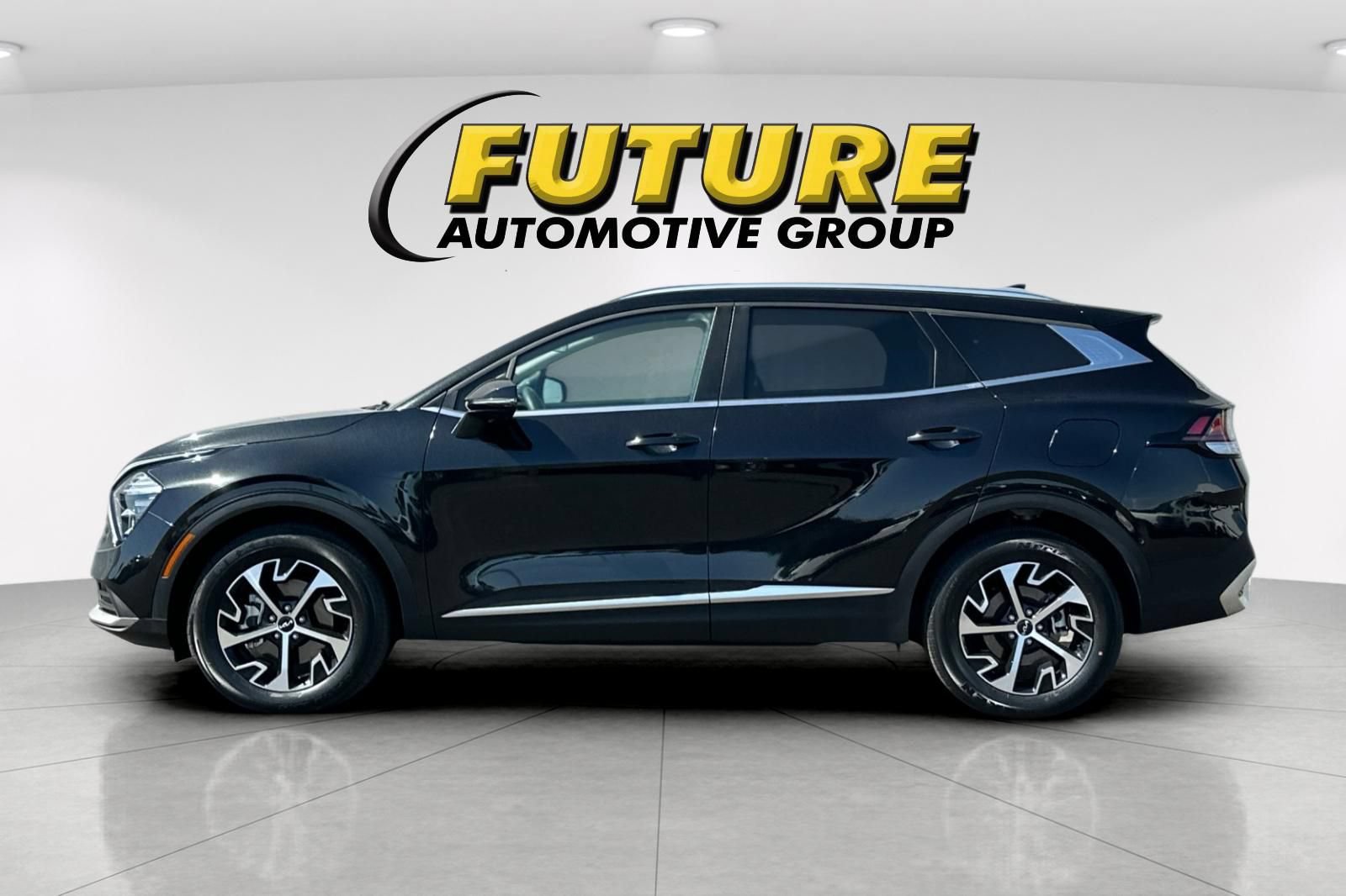 Used 2023 Kia Sportage EX AWD/4WD image 6