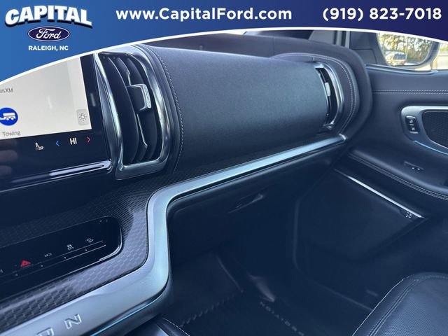 Certified 2025 Ford Expedition Platinum w/ Stealth Performance Package AWD/4WD image 33