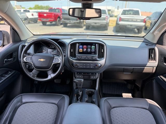Used 2018 Chevrolet Colorado Z71 AWD/4WD image 2