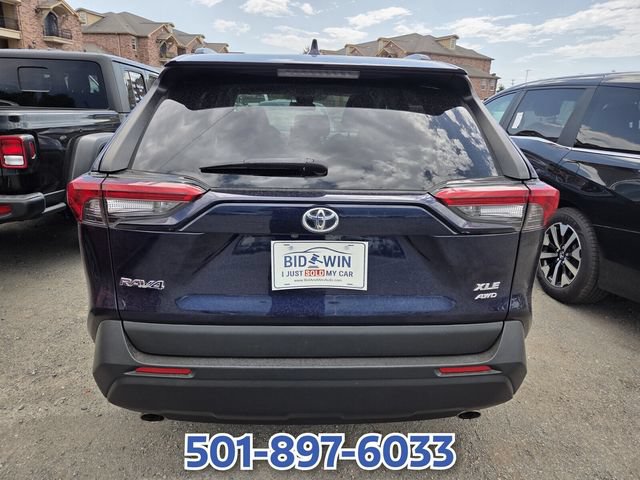 Used 2022 Toyota RAV4 XLE AWD/4WD image 4