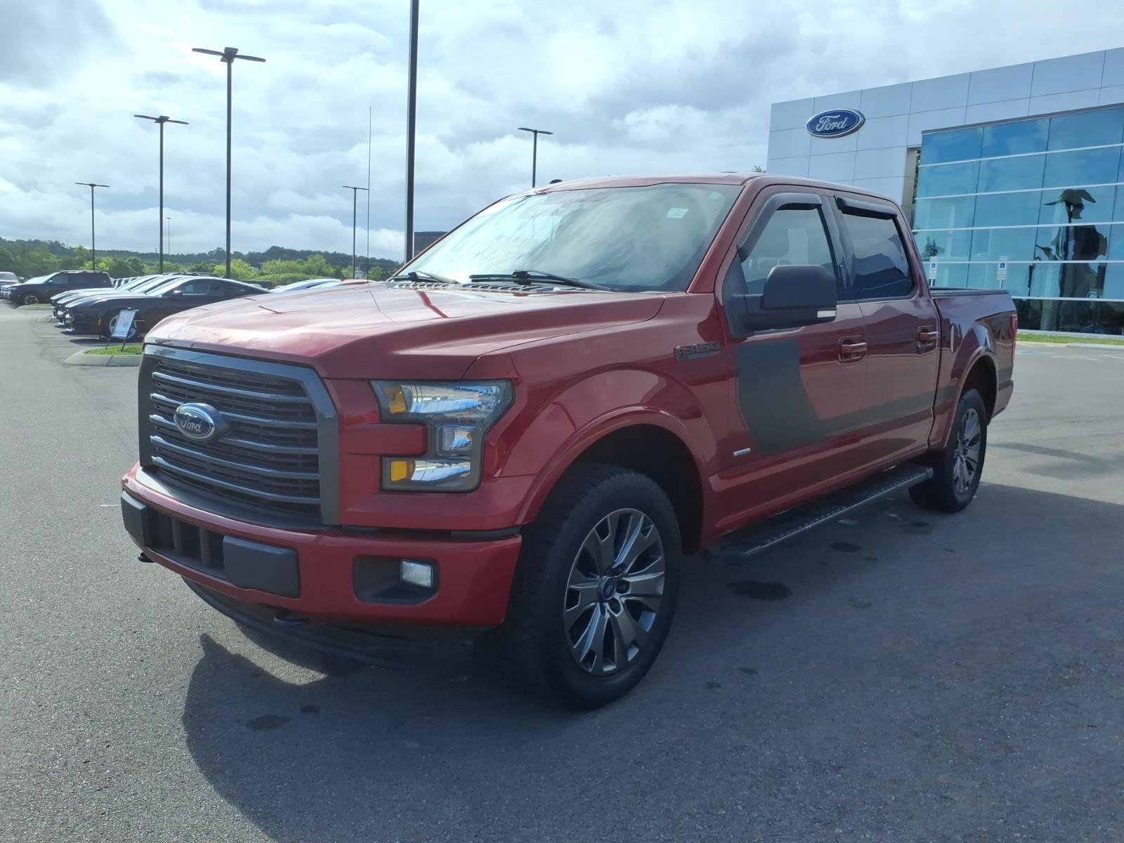 Certified 2017 Ford F150 XLT w/ Equipment Group 302A Luxury AWD/4WD image 7