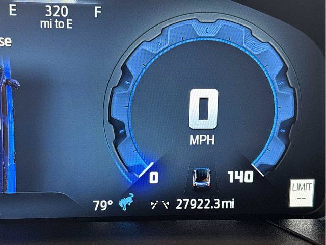 Certified 2025 Ford Bronco Sport Outer Banks w/ Outer Banks Tech Package+ AWD/4WD image 11