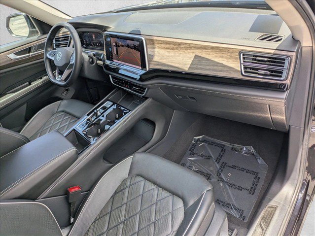 Used 2024 Volkswagen Atlas SEL Premium R-Line AWD/4WD image 25