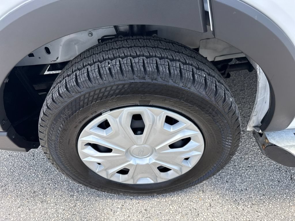 Certified 2025 Ford Transit 250 Low Roof w/ Exterior Upgrade Package RWD image 13