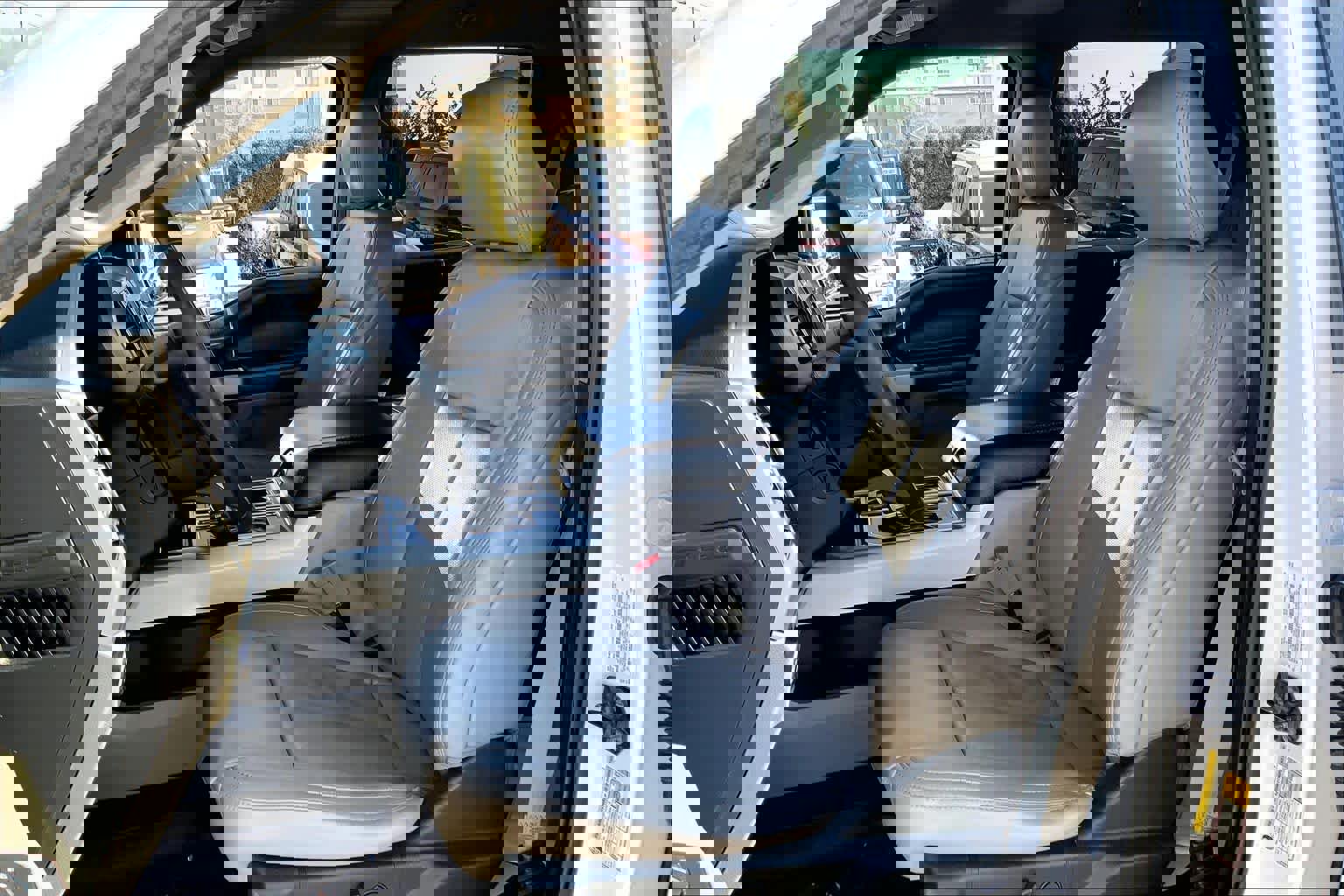 Certified 2020 Ford F150 Lariat w/ Equipment Group 502A Luxury image 10