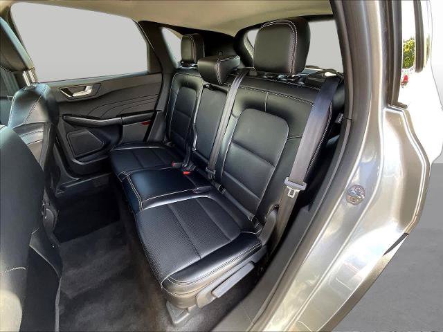Certified 2024 Ford Escape Platinum AWD/4WD image 24