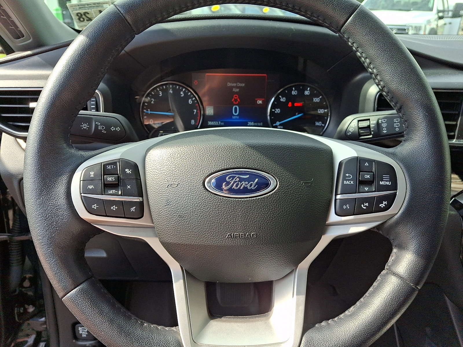 Certified 2023 Ford Explorer Limited w/ Equipment Group 301A AWD/4WD image 22