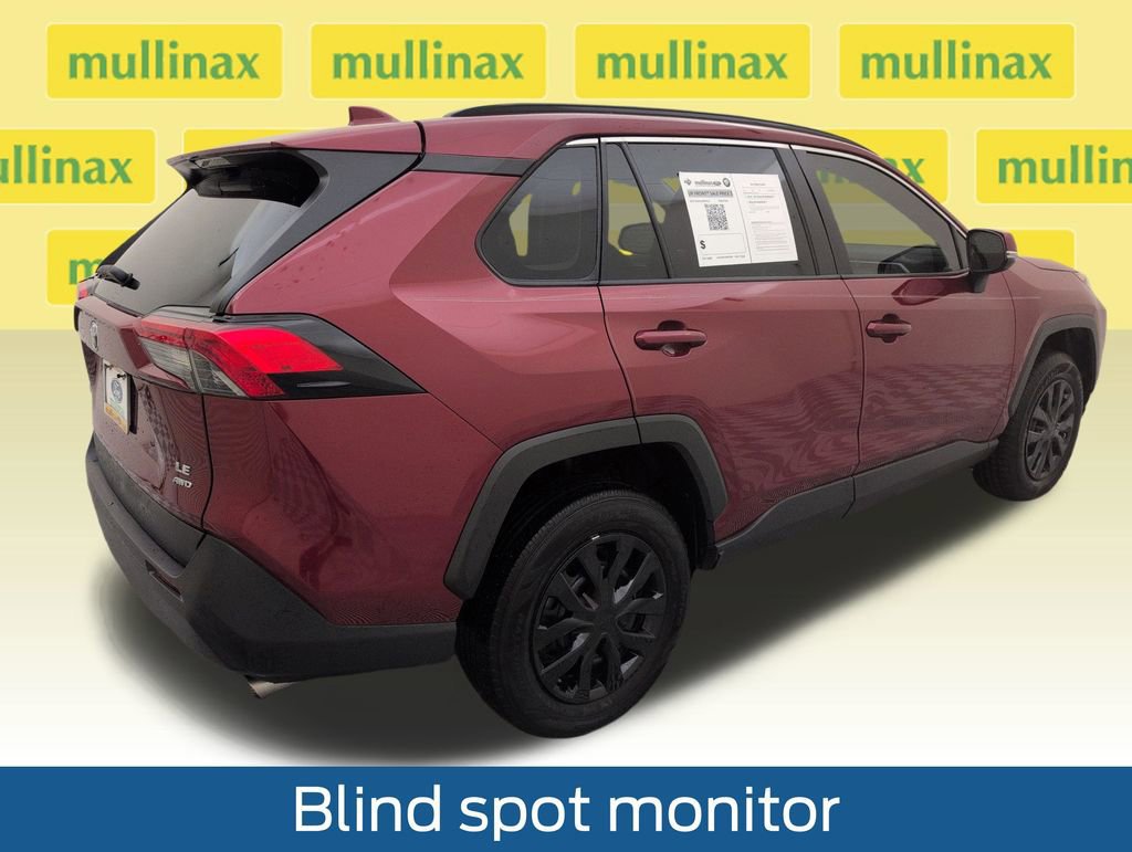 Used 2019 Toyota RAV4 LE AWD/4WD image 5