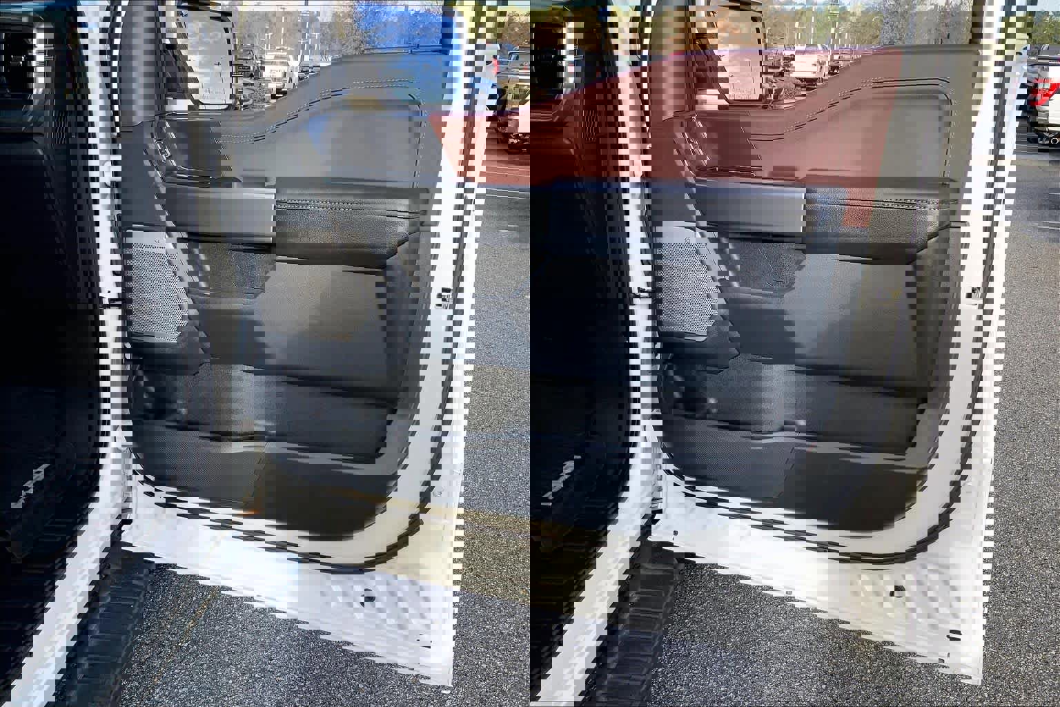 Certified 2023 Ford F150 Lariat w/ Equipment Group 502A High image 22