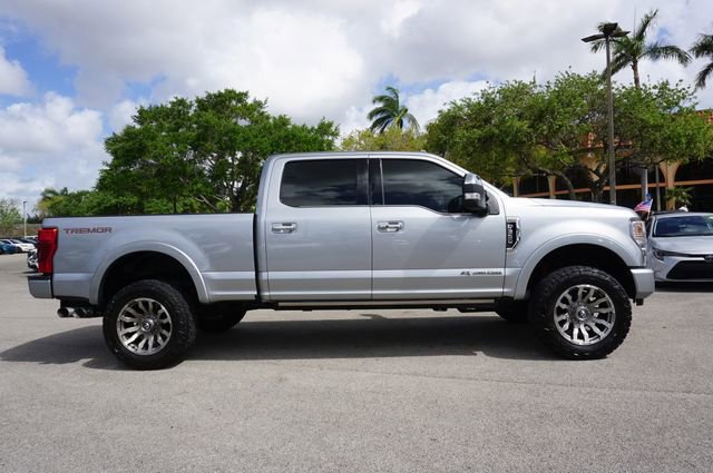 Certified 2022 Ford F350 Platinum w/ Tremor Off-Road Package AWD/4WD image 4