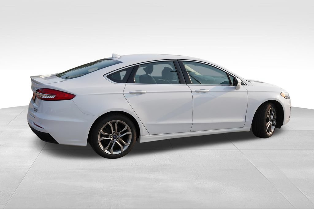 Certified 2020 Ford Fusion Titanium FWD image 4